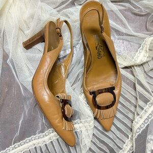 Ferragamo brown leather tassel heels size 8 three inch heels pointed toes